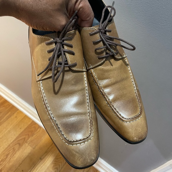 Kenneth Cole Reaction Other - Kenneth Cole Speak Up Lace up dress shoes Tan color Sz 9.5